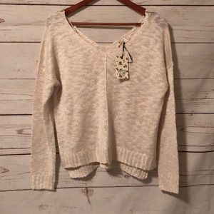 Adorable cream size medium sweater- NWT